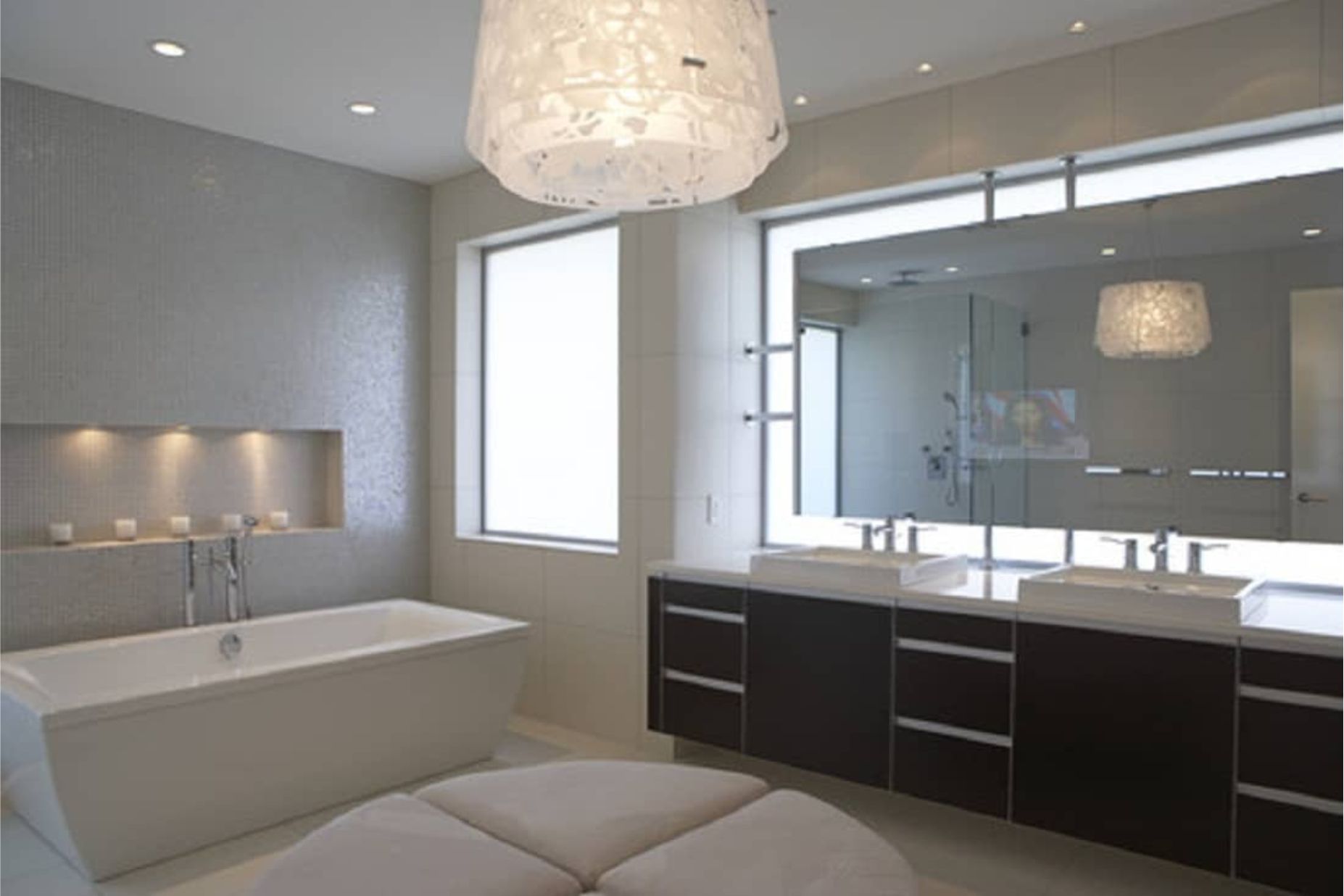 PROGETTARE L’ILLUMINAZIONE PERFETTA PER IL BAGNO