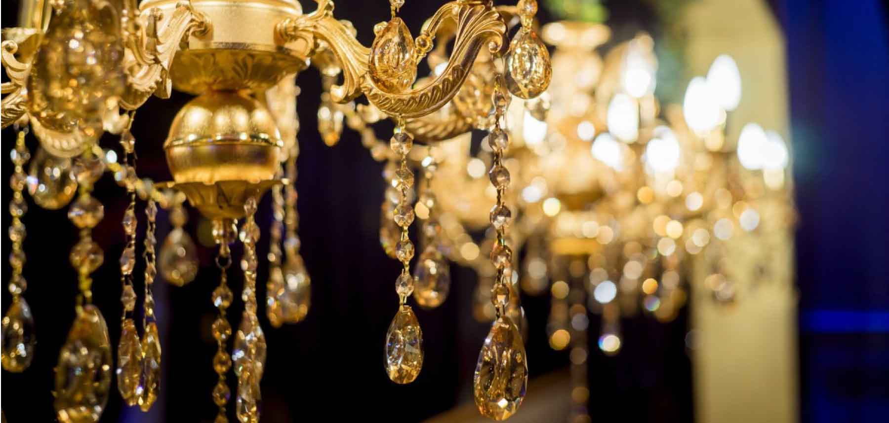 IL LAMPADARIO E LA SUA STORIA ATTRAVERSO I SECOLI
